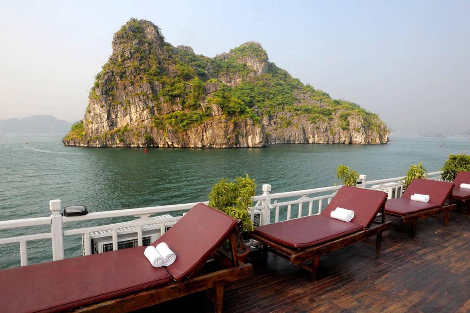 Hotel Majestic Halong Cruise Hạ Long Exterior foto