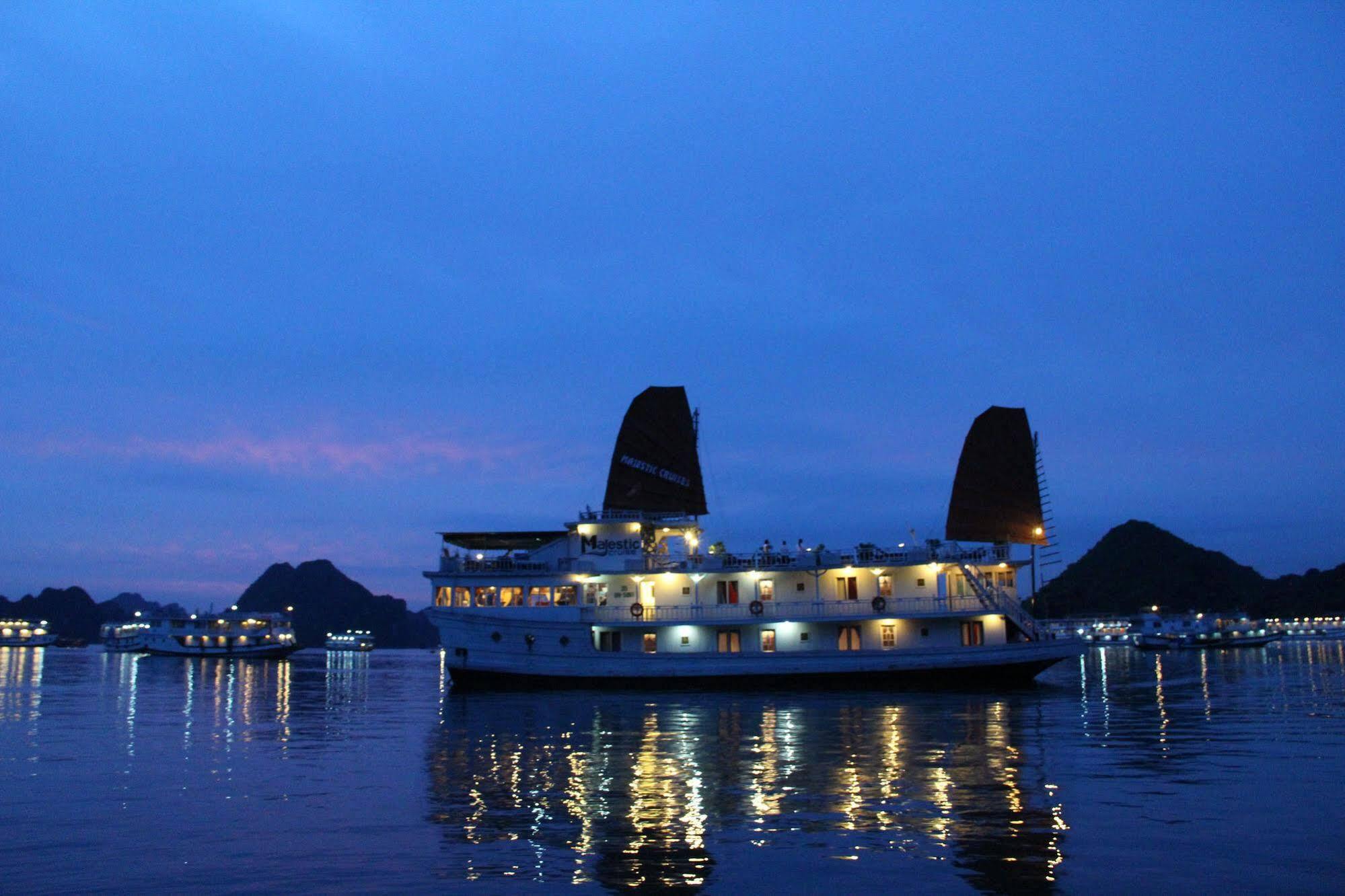 Hotel Majestic Halong Cruise Hạ Long Exterior foto